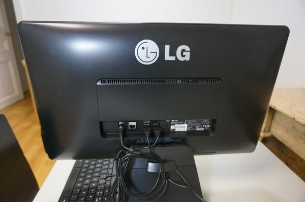 5 600x398 - مانیتور کامپیوتر LG Chromebase 22CV241 استوک