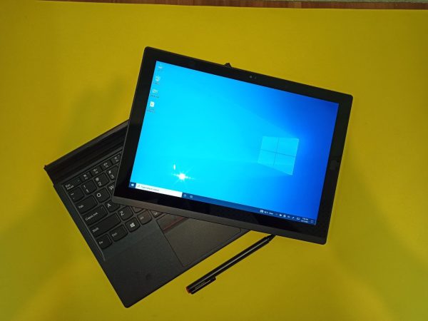 photo 2023 02 05 17 46 45 600x450 - لپتاپ تبلت لنوو Lenovo Thinkpad X1 Tablet